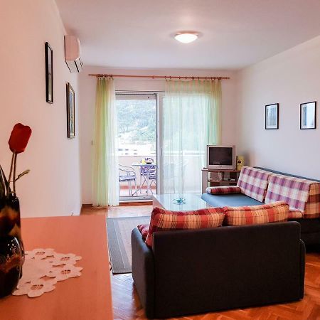 Apartment Smile Baška Voda Exteriör bild